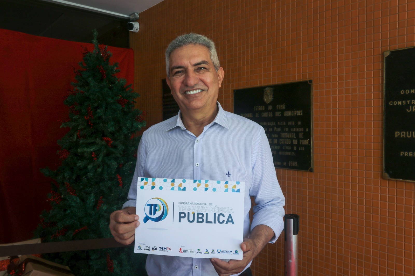 Prefeito Jaime Silva.